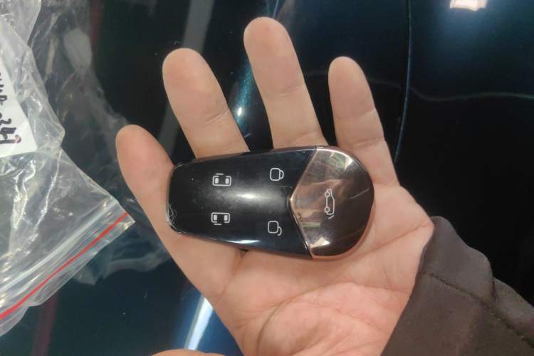 Used VOYAH Dream 2025 PHEV Four-Wheel-Drive Flagship Kunpeng Edition Vehicle Key