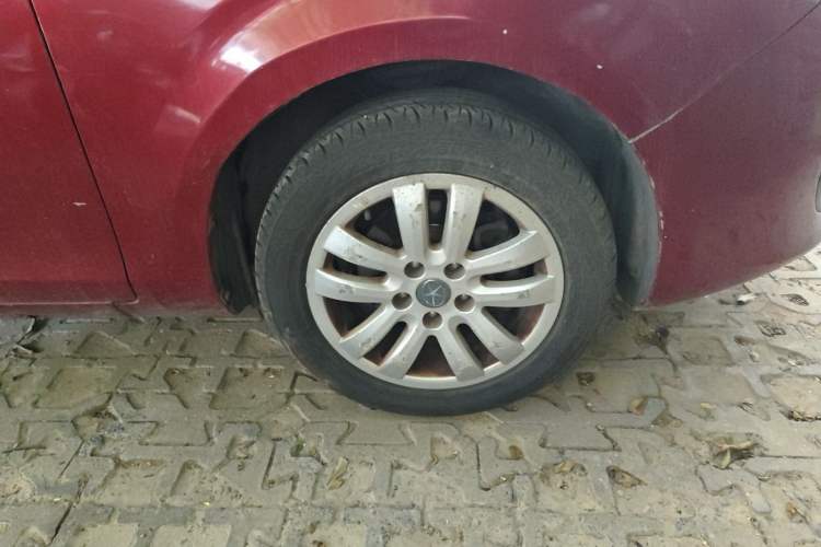 Used JAC Group Refine M2 2010 1.8L MT Standard Edition
