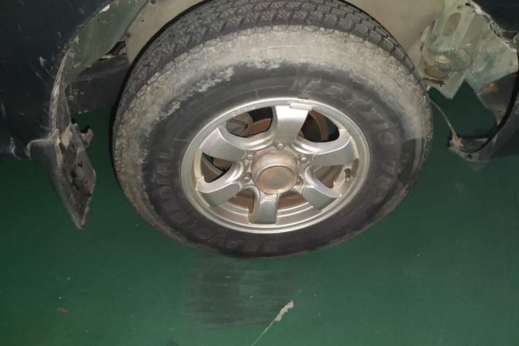 Used Dongfeng Ruichi 2013 2.4L Gasoline Two-Wheel Drive Standard Version ZG24
