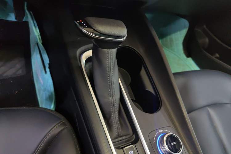 Used Buick Velite 6 2023 430km Range Commuter Version