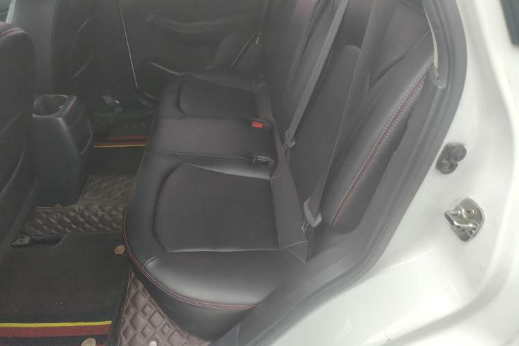 Used Venucia T70 2015 2.0L CVT Smart Choice Edition Left Rear Seat