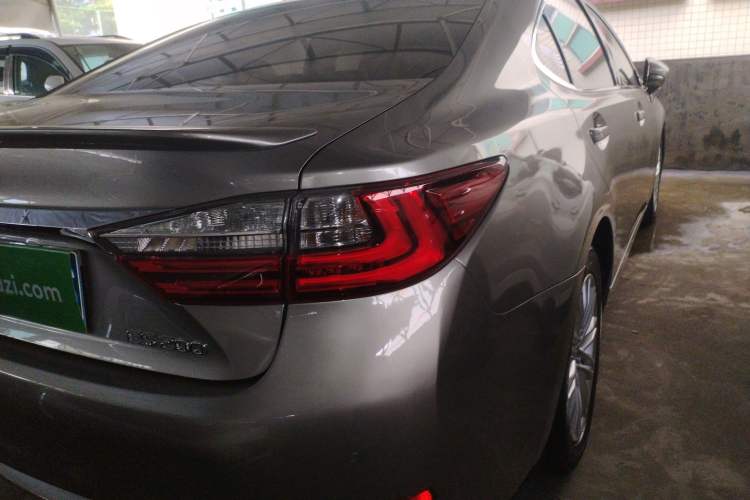 Used Lexus ES 2015 200 Elite Edition
