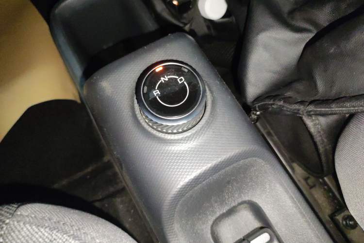 Used Wuling Zhiguang New Energy 2025 Comfort Model Gear Lever
