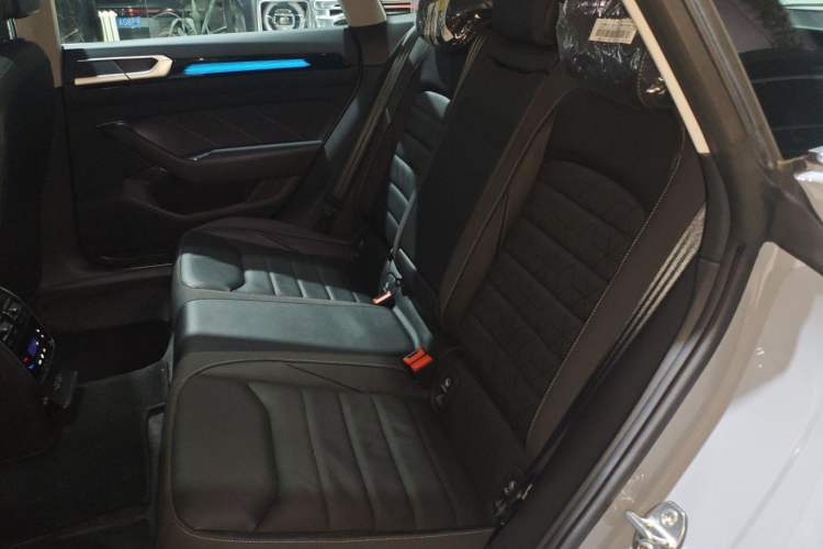 Used Volkswagen FAW-Volkswagen CC 2024 Estate Car 380TSI Hunter's Heart All-Encompassing Edition
