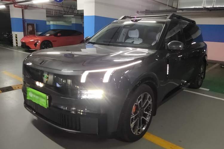 Used Lynk & Co 900 2025 2.0T Ultra