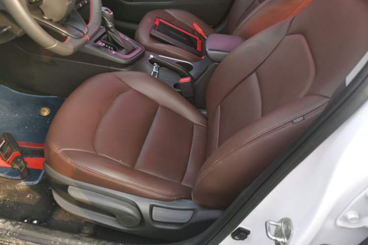 Used Hyundai Elantra (6th Generation / Lingdong) 2018 1.4T Dual-Clutch Xuan Dong · Dynamic Edition