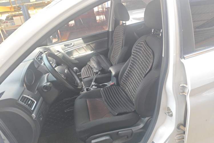 Used Haval M6 2019 1.5T Manual Two-Wheel Drive Urban Version China VI Standard