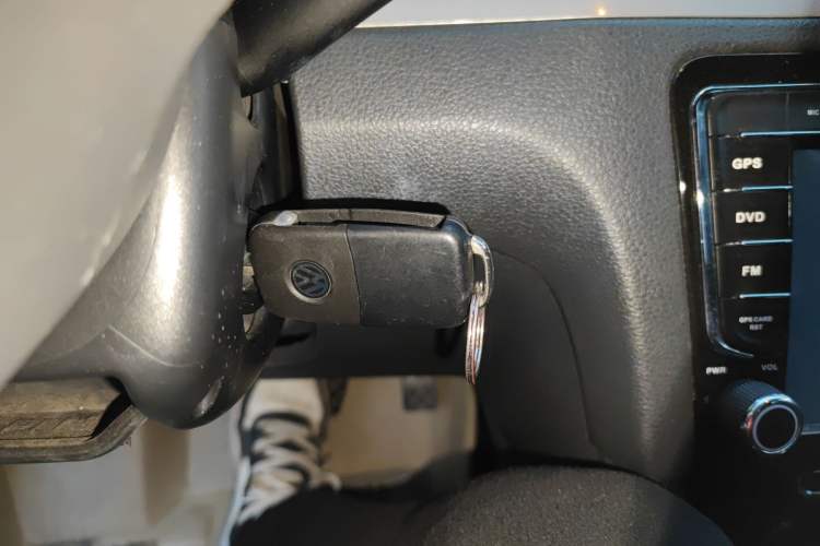 Used Volkswagen Bora 2013 1.6L Automatic Fashion Model
