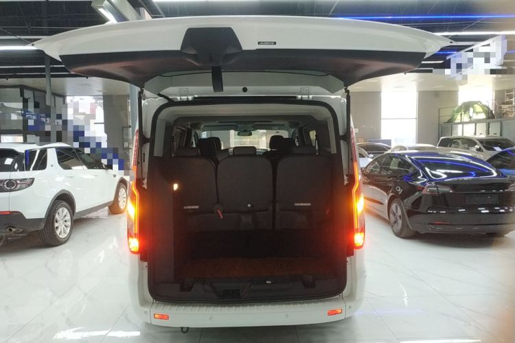 Used Ford Tourneo Custom 2020 2.0T Automatic Elite Edition China VI Standard