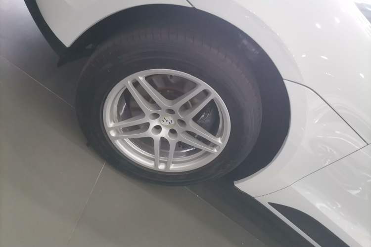 Used Porsche Macan 2018 Macan 2.0T