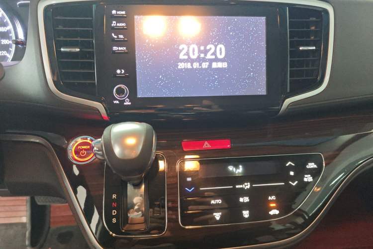 Used Honda Odyssey 2019 2.0L Rui-Changxiang Edition Audio And AC Panel