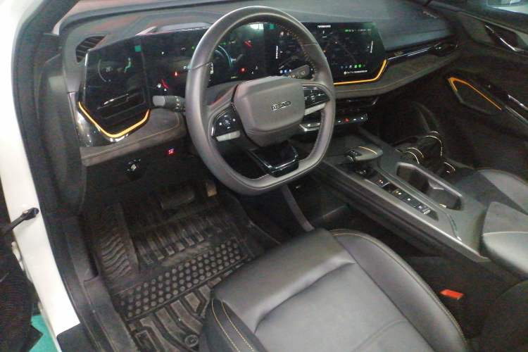 Used CHANGAN OSHAN X5 PLUS 2023 1.5T DCT Excellence Edition