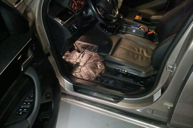 Used BMW X1 2018 sDrive18Li Luxury Model