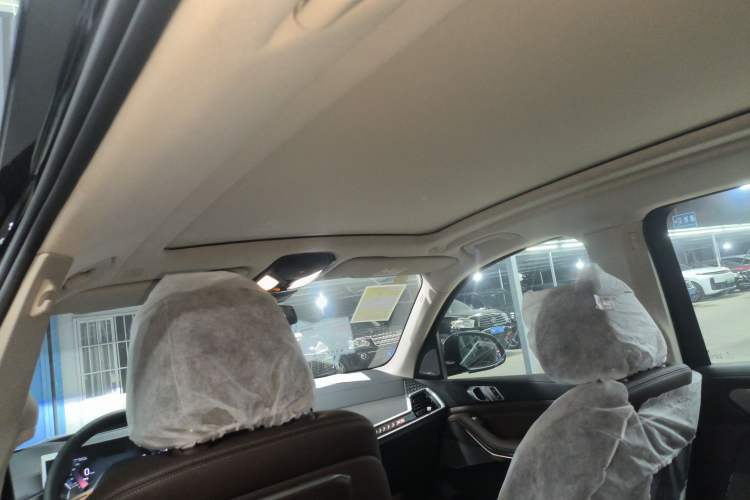 Used BMW X5 2023 xDrive 30Li Luxury M Sport Night Edition Package
