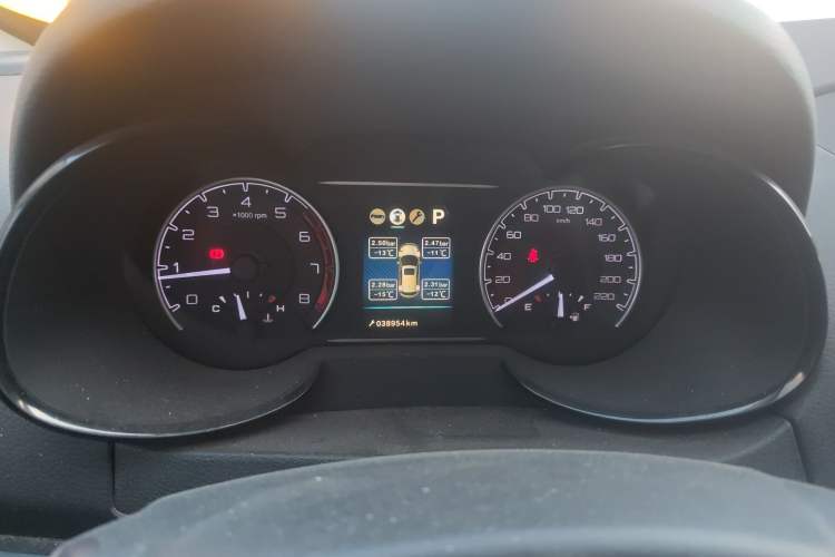 Used Dongfeng Aeolus AX7 2018 Classic 1.6T Automatic Luxury Model