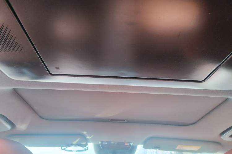 Used Dongfeng eπ eπ008 2024 210Max Range-Extended Version 6 Seats
