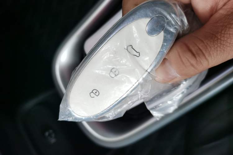 Used Dongfeng NAMMI 01 2024 430 Plus Smart+ Vehicle Key