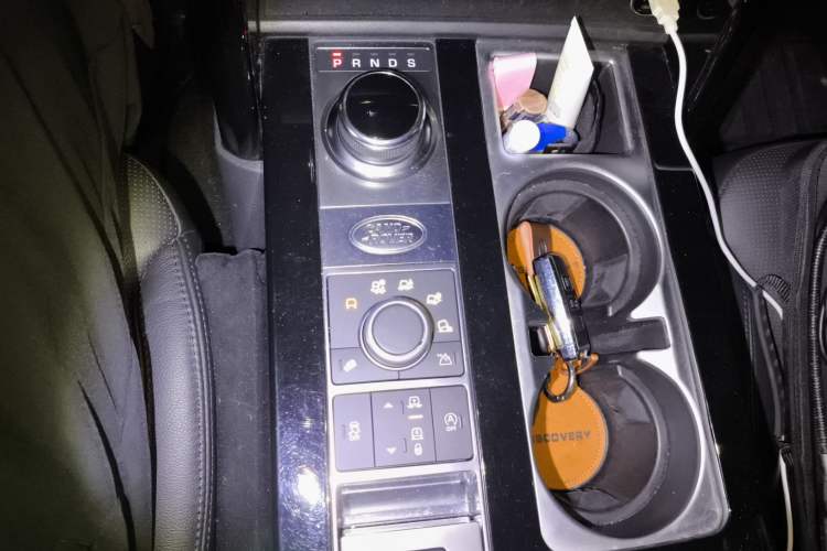 Used Land Rover Discovery 2020 3.0 SC V6 SE