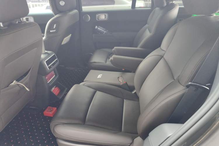 Used Li Auto L8 2023 Pro Model
