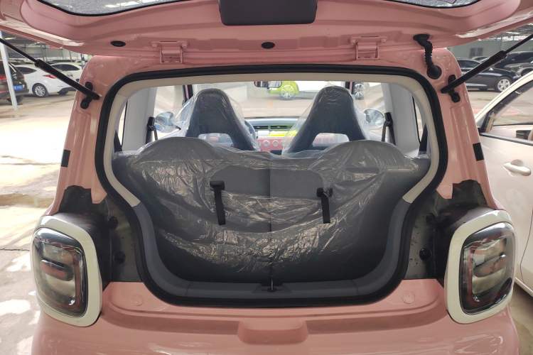 Used Bestune Pony 2026 Model 222km Cute Horse Trunk