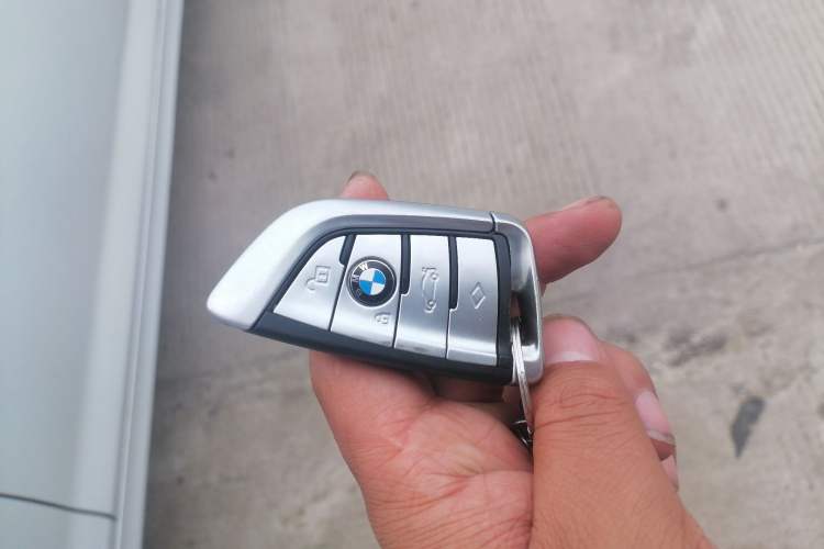 Used BMW 5 Series 2020 530Li Luxury Edition Premium Package Vehicle Key