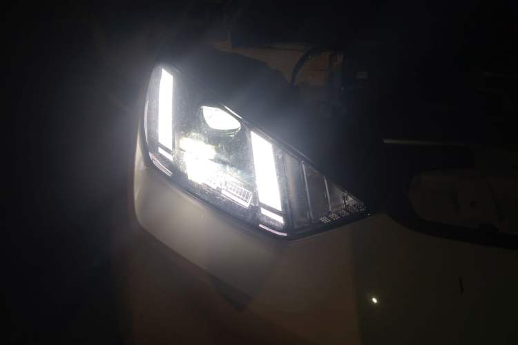 Used BYD Seagull 2024 Honor Edition 405km Flying Version Right Front Headlight