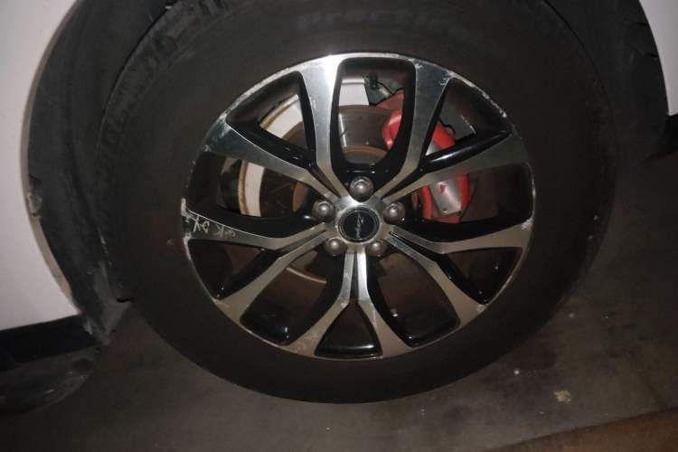 Used Zotye T600 2016 Sport Edition 2.0T DCT Luxury Model
