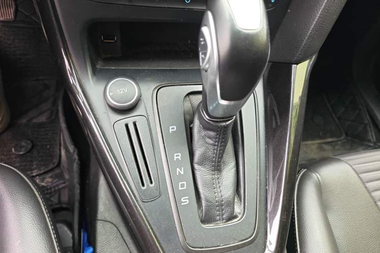 Used Ford Focus 2018 Hatchback Classic 1.6L Automatic Trendy SmartDrive Edition