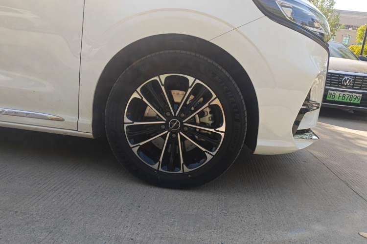 Used Roewe iMAX8 2021 400TGI Supreme Series Lu Zun Edition