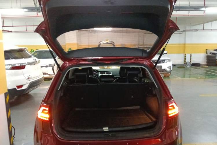 Used Volkswagen Golf 2016 230TSI Automatic Luxury Version