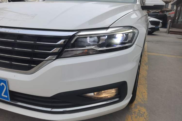 Used Volkswagen Lavida 2019 1.5L Automatic Comfort Edition China VI Standard Left Front Headlight