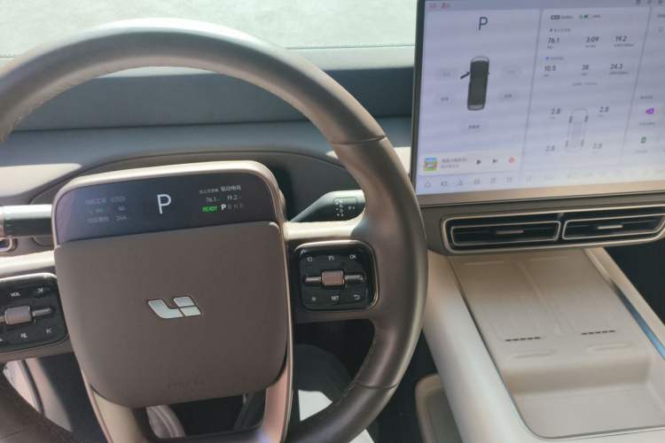 Used Li Auto MEGA 2024 Ultra Model