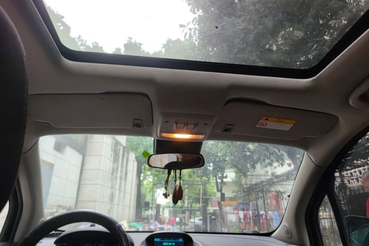 Used Buick Encore 2014 1.4T Automatic Two-Wheel Drive Urban Elite Model Headliner