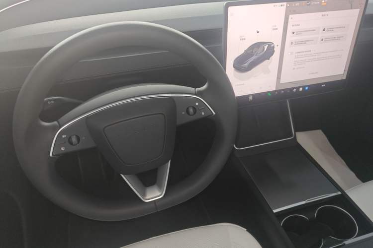 Used Tesla Model Y 2025 Rear-Wheel Drive First Edition
