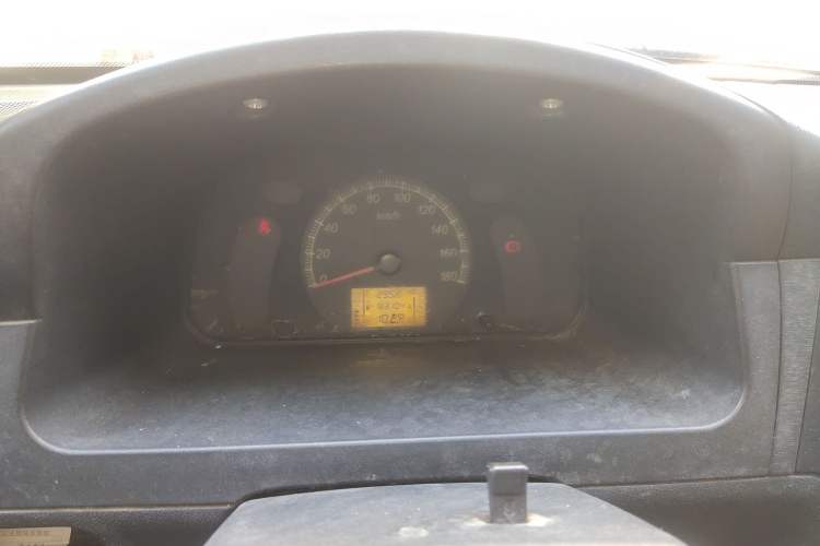 Used Wuling Zhiguang 2015 1.2L Practical LS-I Model
