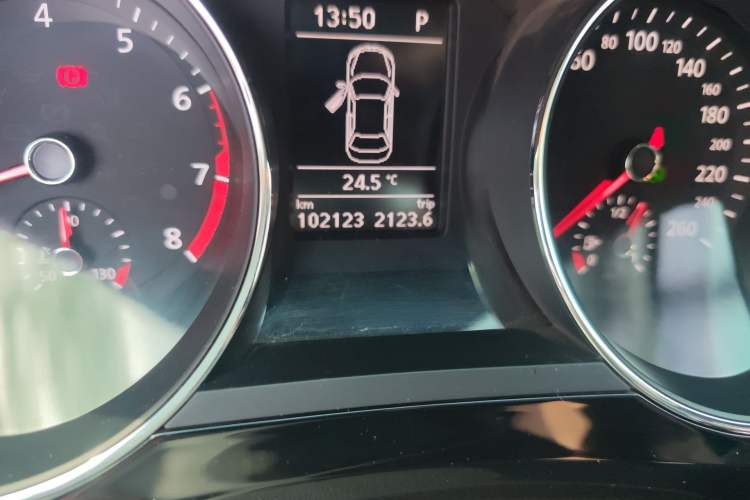 Used Volkswagen Sagitar 2018 280TSI DSG Ignite Edition Odometer Close Up