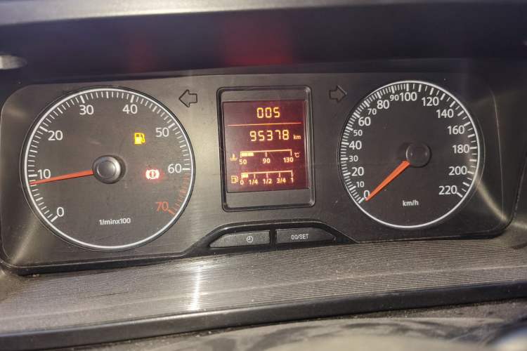 Used Volkswagen Jetta 2010 1.6L Partner