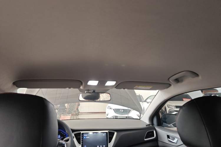 Used Hyundai Verna (new generation) 2020 1.4L Manual GLS Cool Edition
