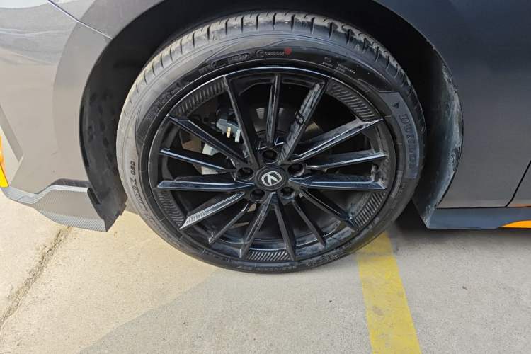 Used Changan UNI-V 2024 1.5T Prestige Sport Edition