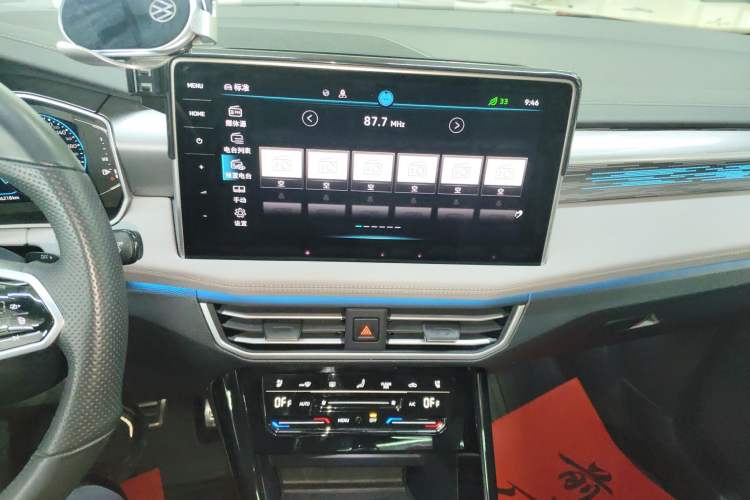 Used Volkswagen Tayron X 2023 Revised 380TSI Four-Wheel Drive Flagship Smart Edition Audio And AC Panel