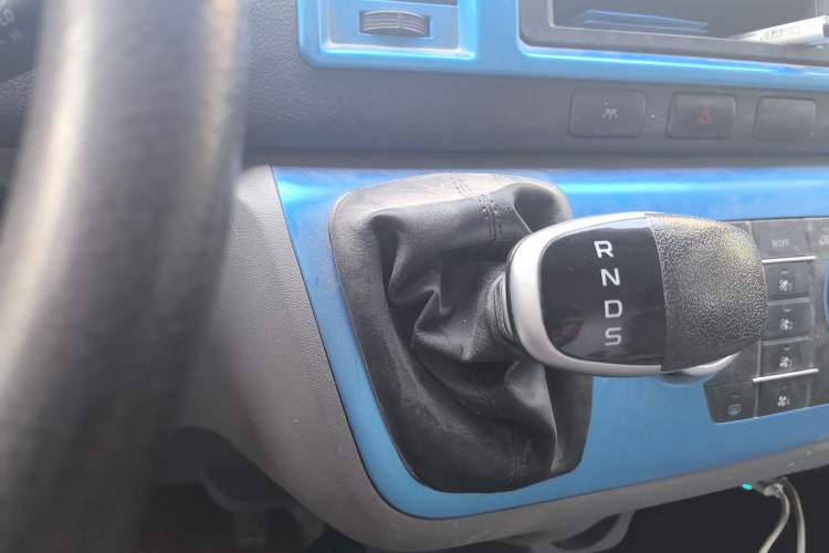 Used Farizon Xingxiang E6 2020 Van with High Roof 1365kg Payload Capacity Equipped with CATL's High-Energy Battery