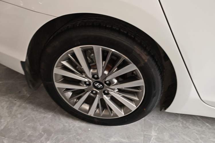 Used Hyundai Mistra 2017 1.8L Automatic Deluxe DLX Model China V Emission Standard
