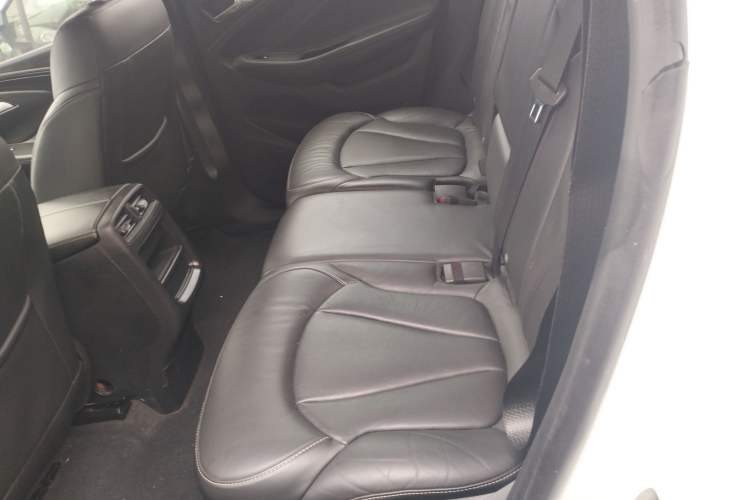 Used Buick Envision 2014 28T Four-Wheel Drive Elite Model
