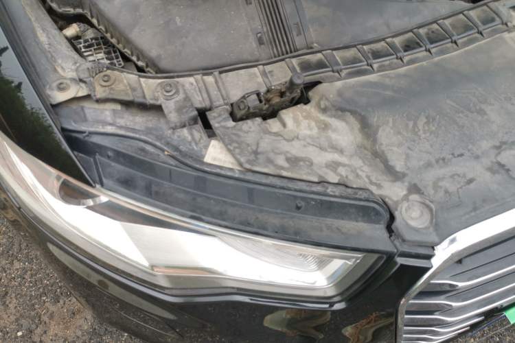 Used Audi A6L 2012 TFSI Standard Model Right Front Headlight