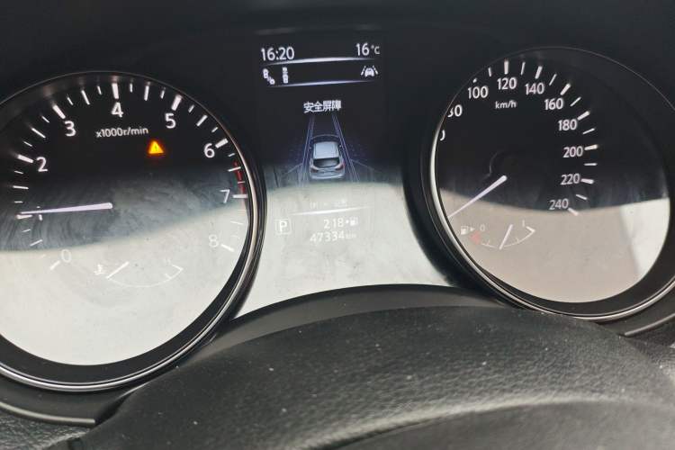 Used Nissan Qashqai 2022 2.0L CVT XV Premier Luxury Edition Odometer Close Up