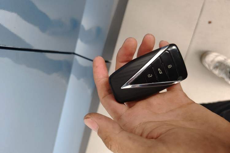 Used Venucia VX6 2023 520 Max Interior 1