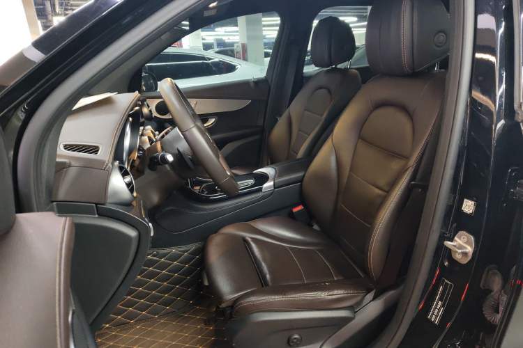 Used Mercedes-Benz GLC 2021 GLC 260 L 4MATIC Dynamic Edition
