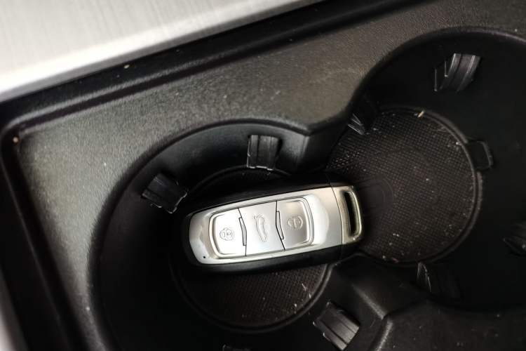 Used Geely Auto Emgrand X7 Sport 2016 1.8TD Automatic Smart Connectivity Version