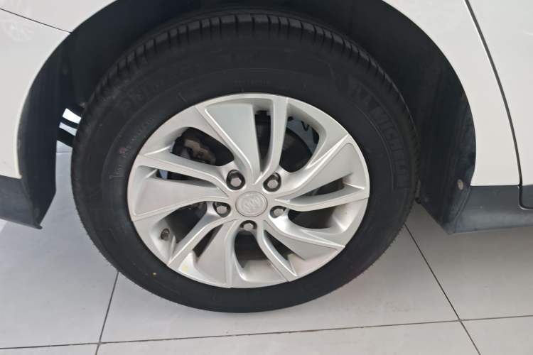 Used Buick Velite 6 2022 Plug-in Hybrid Connected Fashion Model Right Rear Wheel Hub
