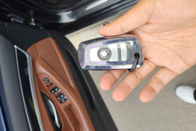 Used BMW 5 Series 2014 520Li Elegant Model